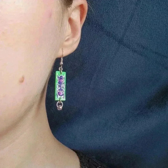 Garden fairy's lucky scarab long rectangular dangle earrings with  pink beads - Picture 4 of 7